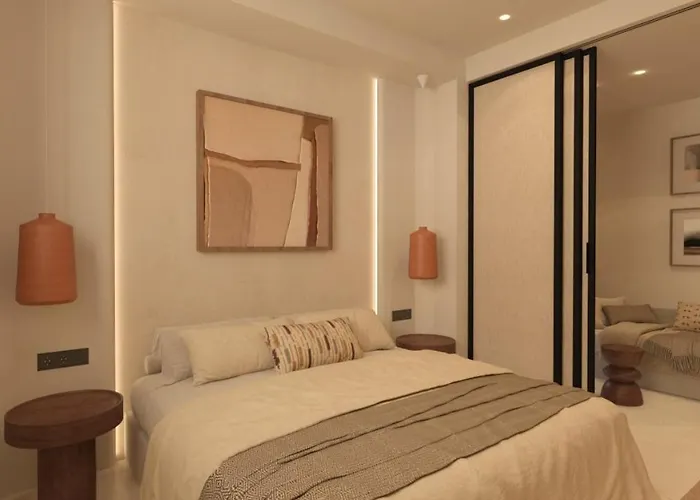 Iris Beachfront Residence, Newly Renewed With Pool And Bbq, By Thinkvilla Villa