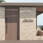 Iris Beachfront Residence, Newly Renewed With Pool And Bbq, By Thinkvilla *