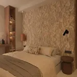 Villa Iris Beachfront Residence, Newly Renewed With Pool And Bbq, By Thinkvilla
