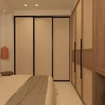 Villa Iris Beachfront Residence, Newly Renewed With Pool And Bbq, By Thinkvilla *