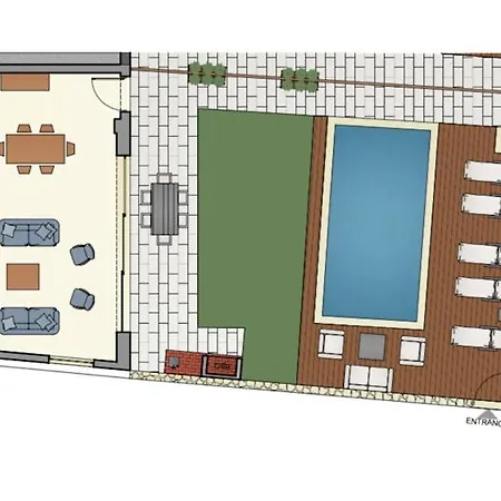 Iris Luxury Front With Pool & Bbq, By Thinkvilla Villa *