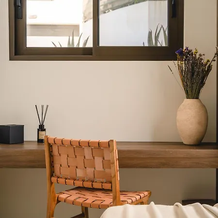 Iris Beachfront Residence, Coastal City Living, By Thinkvilla Villa Rethymno (Crete)